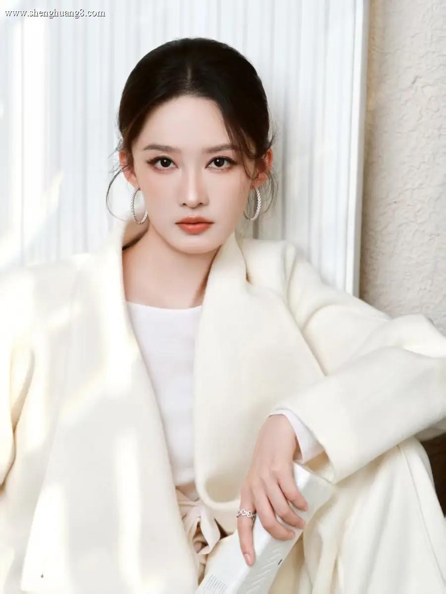 网红李蠕蠕回应与95生恋爱传闻：没有，造谣